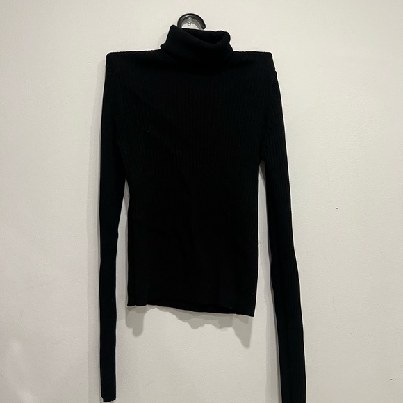 Zara turtle neck - Picture 1 of 1